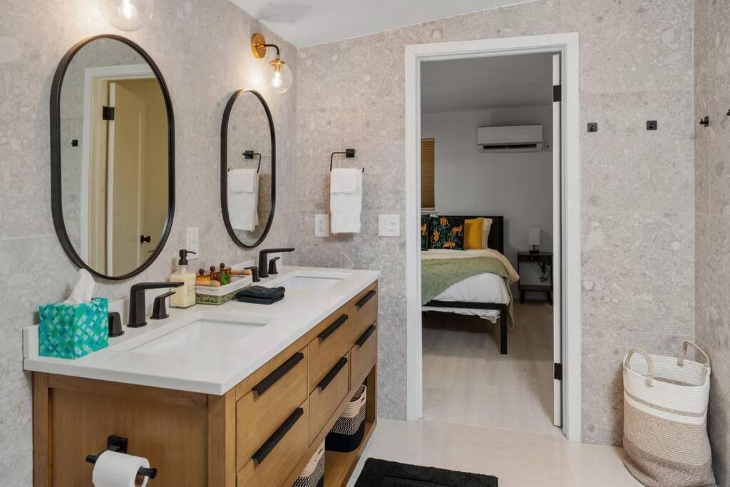 Smart Bungalow: 10-Min To Uf, Central Location Gainesville Zewnętrze zdjęcie